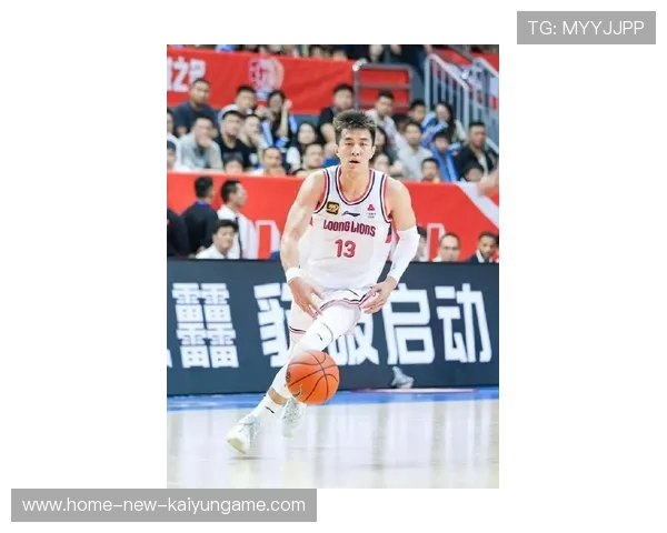 CBA郭艾伦突破爆发持续加强，联盟巨星再掀风暴